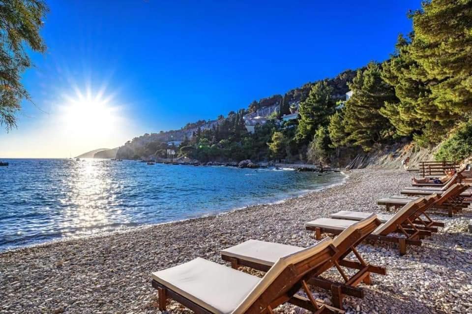 Apartments Tatjana Dominis Hvar Town Exterior photo