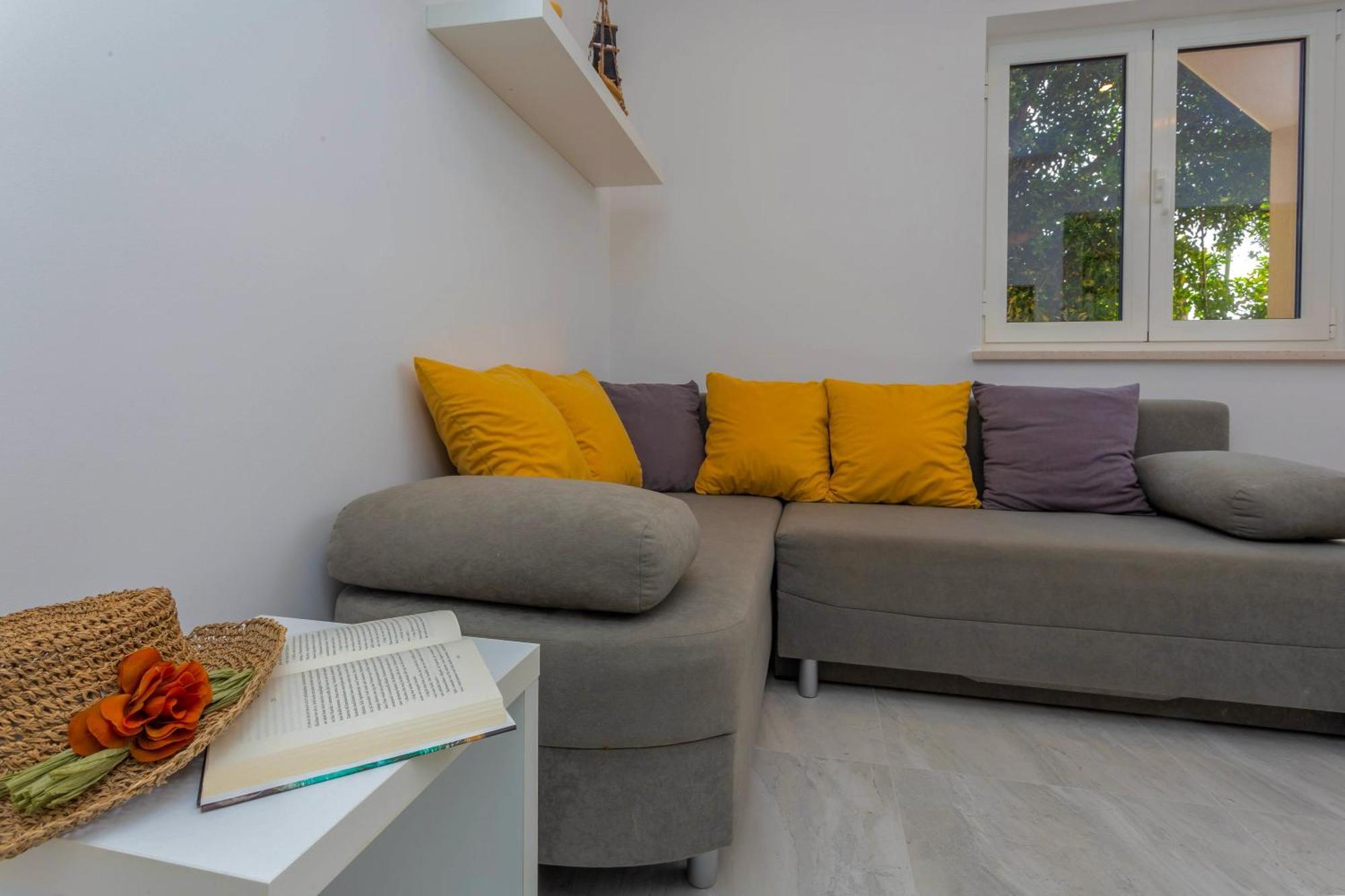 Apartments Tatjana Dominis Hvar Town Exterior photo