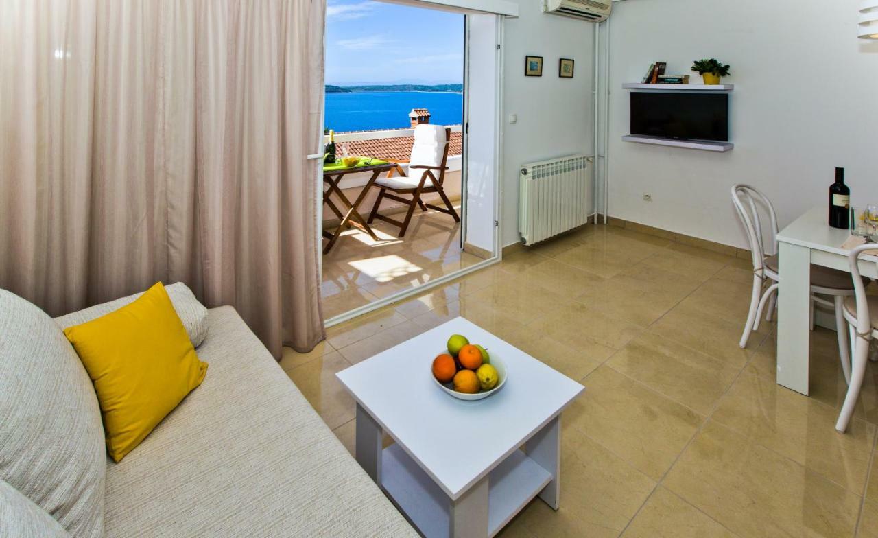 Apartments Tatjana Dominis Hvar Town Exterior photo