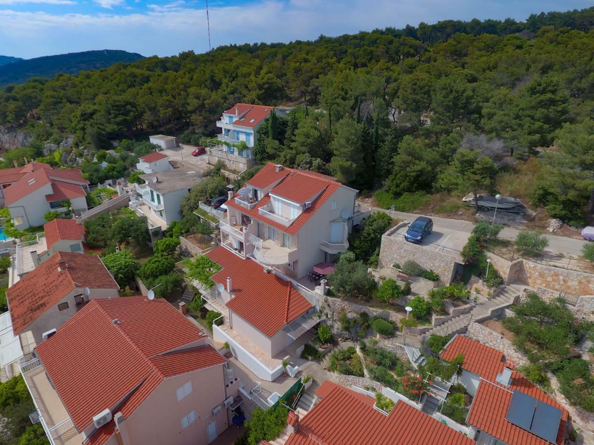 Apartments Tatjana Dominis Hvar Town Exterior photo