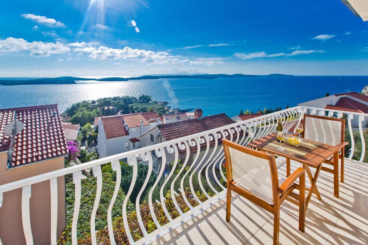 Apartments Tatjana Dominis Hvar Town Exterior photo